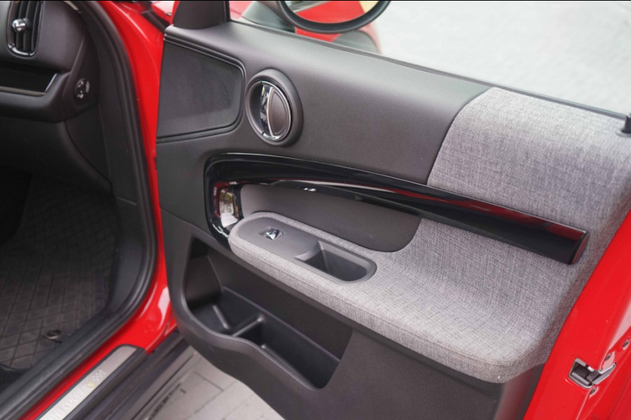 MINI Countryman Cooper SE Classic Trim All4 PHEV Chili-Red
