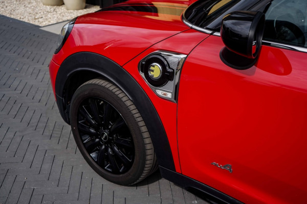 MINI Countryman Cooper SE Classic Trim All4 PHEV Chili-Red