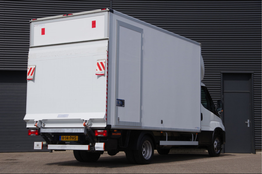 Iveco Daily 35C18H 3.0 N1! BAKWAGEN, LAADKLEP, ZIJDEUR, 180PK AUT. LED, CAMERA, NAVI, CRUISE, GEVEERDE STOEL