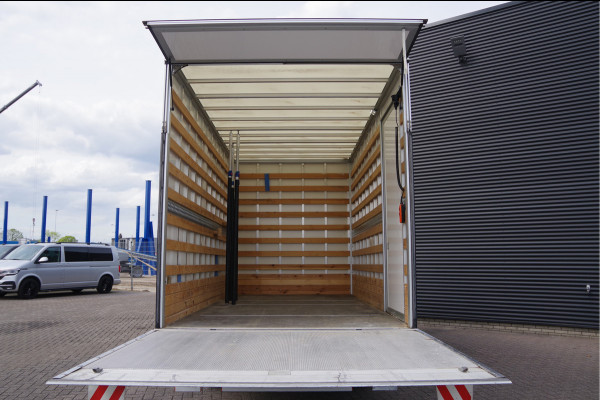 Iveco Daily 35C18H 3.0 N1! BAKWAGEN, LAADKLEP, ZIJDEUR, 180PK AUT. LED, CAMERA, NAVI, CRUISE, GEVEERDE STOEL