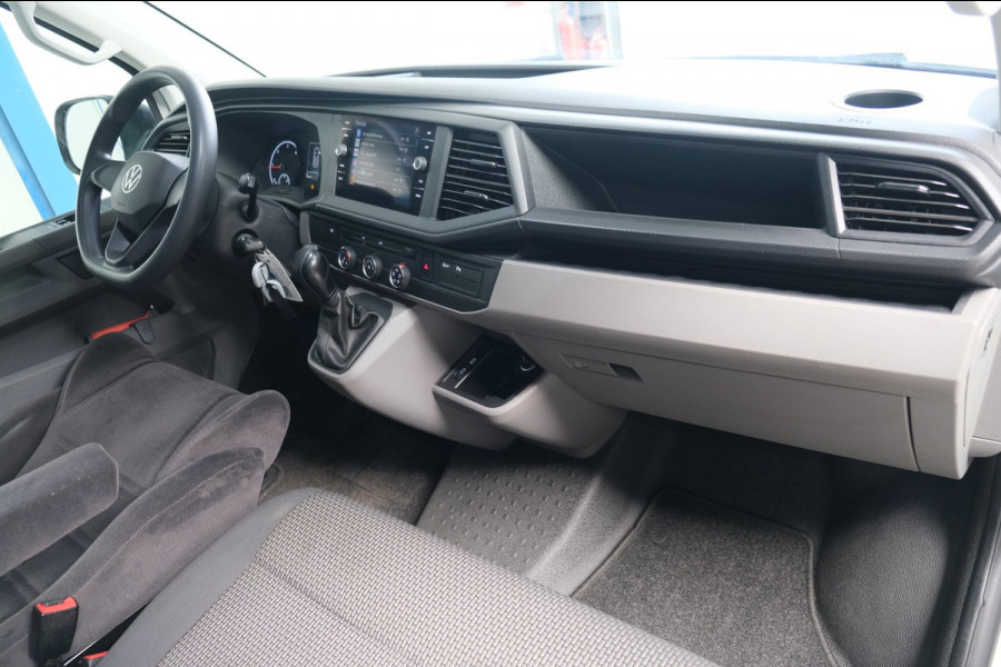 Volkswagen Transporter 2.0 TDI L2H1 150PK 28 Automaat - N.A.P. Airco, Cruise, Navi, PDC.