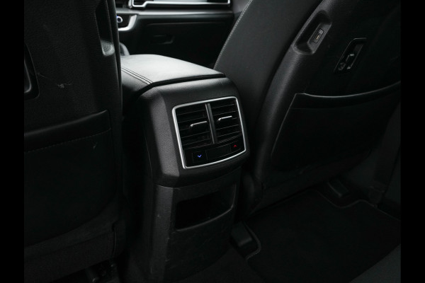 Kia Sportage 1.6 T-GDi Hybrid Dynamic-Line AWD (Plug-In) (INCL-BTW)  Aut. *FULL-LED | ADAPTIVE-CRUISE | WIDESCREEN-COCKPIT | NAVI-FULLMAP | DAB | COMFORTSEATS | ECC | SHIFTPADDLES | CAMERA | PDC | CARPLAY | 19''ALU*