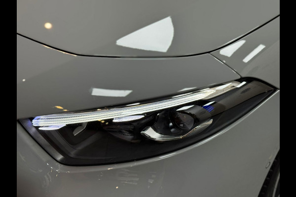 Mercedes-Benz A-Klasse 200 AMG Line|PANO|STOELVER|CRUISE|LEDER