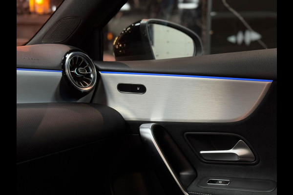 Mercedes-Benz A-Klasse 200 AMG Line|PANO|STOELVER|CRUISE|LEDER
