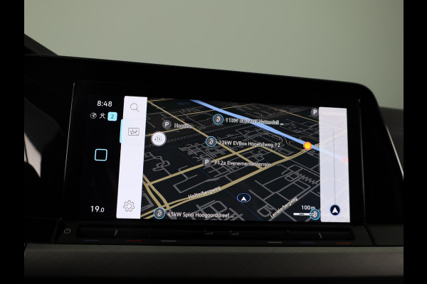 Volkswagen Golf 1.5 TSI Life Business 130 pk | Navigatie | Parkeersensoren (Park assist) | Adaptieve cruise control | Elektr. bestuurdersstoel | Autom. airco |