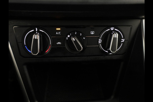 Volkswagen Polo 1.0 TSI Life Edition 95 pk | Verlengde garantie | Navigatie via App | Parkeersensoren achter | Achteruitrijcamera | Adaptieve cruise control |
