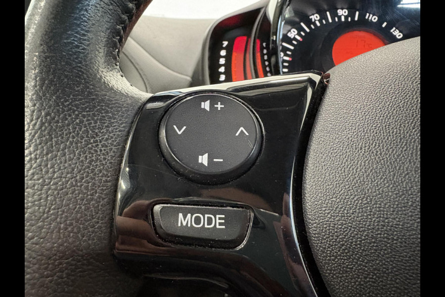 Citroën C1 1.0 VTi Shine Navigatie Camera Airco DAB Apple Carplay/Android Auto