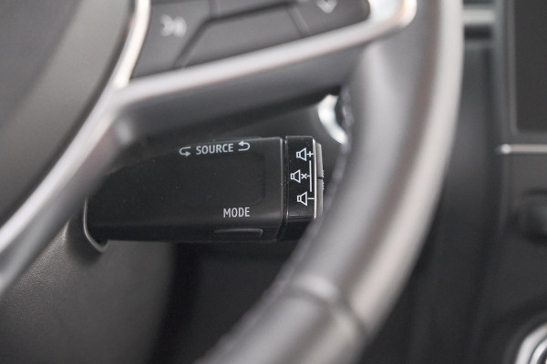 Renault Captur 1.0 TCe 90 Intens | Navigatie | Camera | Parkeersensoren | Apple Carplay