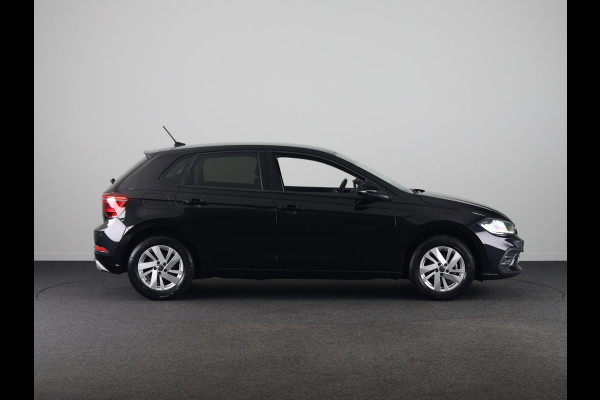 Volkswagen Polo 1.0 TSI Style 95 pk Automaat (DSG) | Navigatie | Parkeersensoren | Achteruitrijcamera | Matrix LED koplampen | Stoelverwarming |