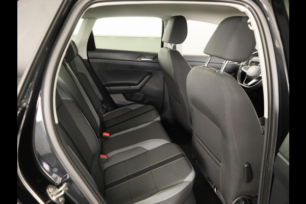 Volkswagen Polo 1.0 TSI Style 95 pk Automaat (DSG) | Navigatie | Parkeersensoren | Achteruitrijcamera | Matrix LED koplampen | Stoelverwarming |