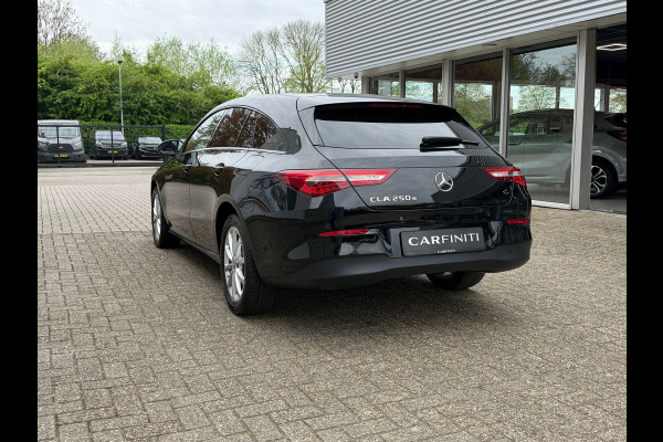 Mercedes-Benz CLA-Klasse Shooting Brake 250 e PHEV 218 Pk | Navigatie | Cruise | Climate | Half leder | 17".