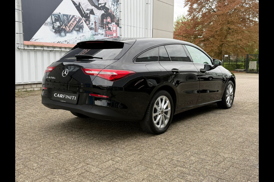 Mercedes-Benz CLA-Klasse Shooting Brake 250 e PHEV 218 Pk | Navigatie | Cruise | Climate | Half leder | 17".
