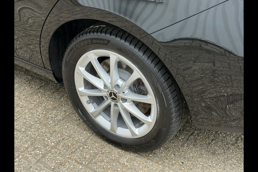 Mercedes-Benz CLA-Klasse Shooting Brake 250 e PHEV 218 Pk | Navigatie | Cruise | Climate | Half leder | 17".