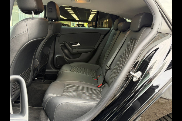 Mercedes-Benz CLA-Klasse Shooting Brake 250 e PHEV 218 Pk | Navigatie | Cruise | Climate | Half leder | 17".