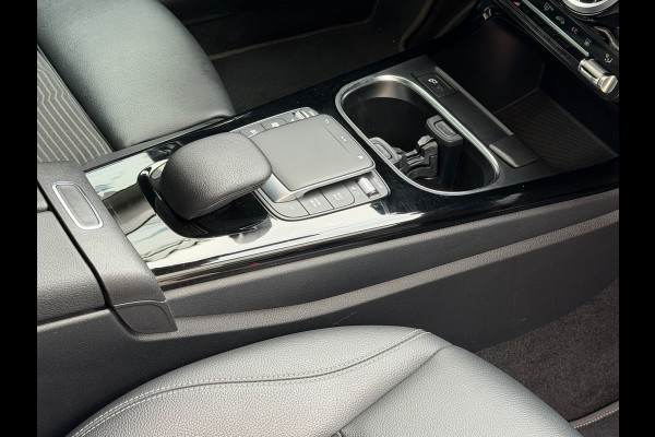 Mercedes-Benz CLA-Klasse Shooting Brake 250 e PHEV 218 Pk | Navigatie | Cruise | Climate | Half leder | 17".