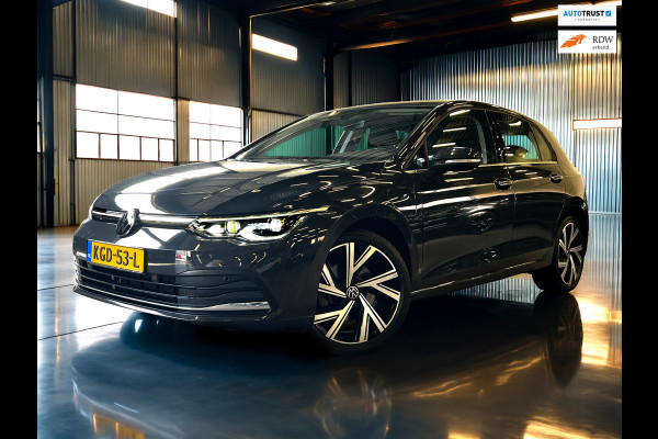 Volkswagen Golf 1.4 eHybrid Style plugin_204PK_Carplay_stoel massage_ACC