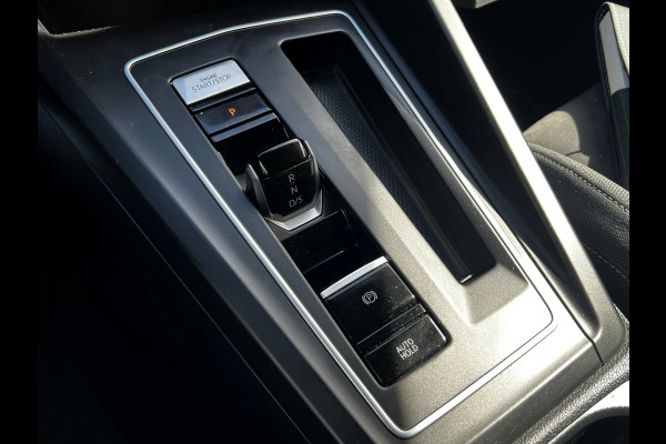 Volkswagen Golf 1.4 eHybrid Style plugin_204PK_Carplay_stoel massage_ACC