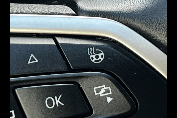 Volkswagen Golf 1.4 eHybrid Style plugin_204PK_Carplay_stoel massage_ACC