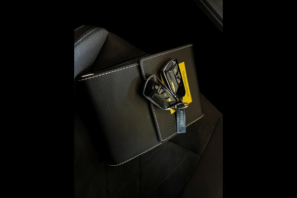 Volkswagen Golf 1.4 eHybrid Style plugin_204PK_Carplay_stoel massage_ACC