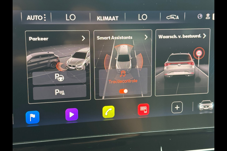 Seat Leon Sportstourer 1.5 TSI Style Launch Edition |TREKHAAK| ACC|CAMERA|