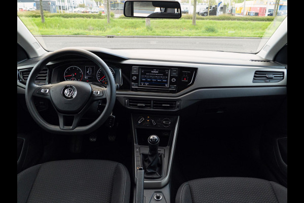 Volkswagen Polo 1.0 MPI Comfortline Business