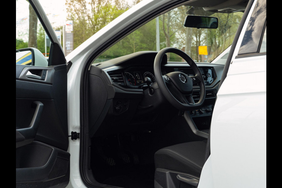 Volkswagen Polo 1.0 MPI Comfortline Business