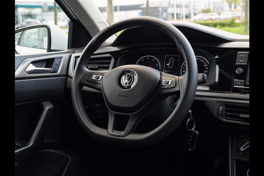 Volkswagen Polo 1.0 MPI Comfortline Business