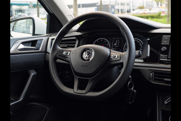 Volkswagen Polo 1.0 MPI Comfortline Business
