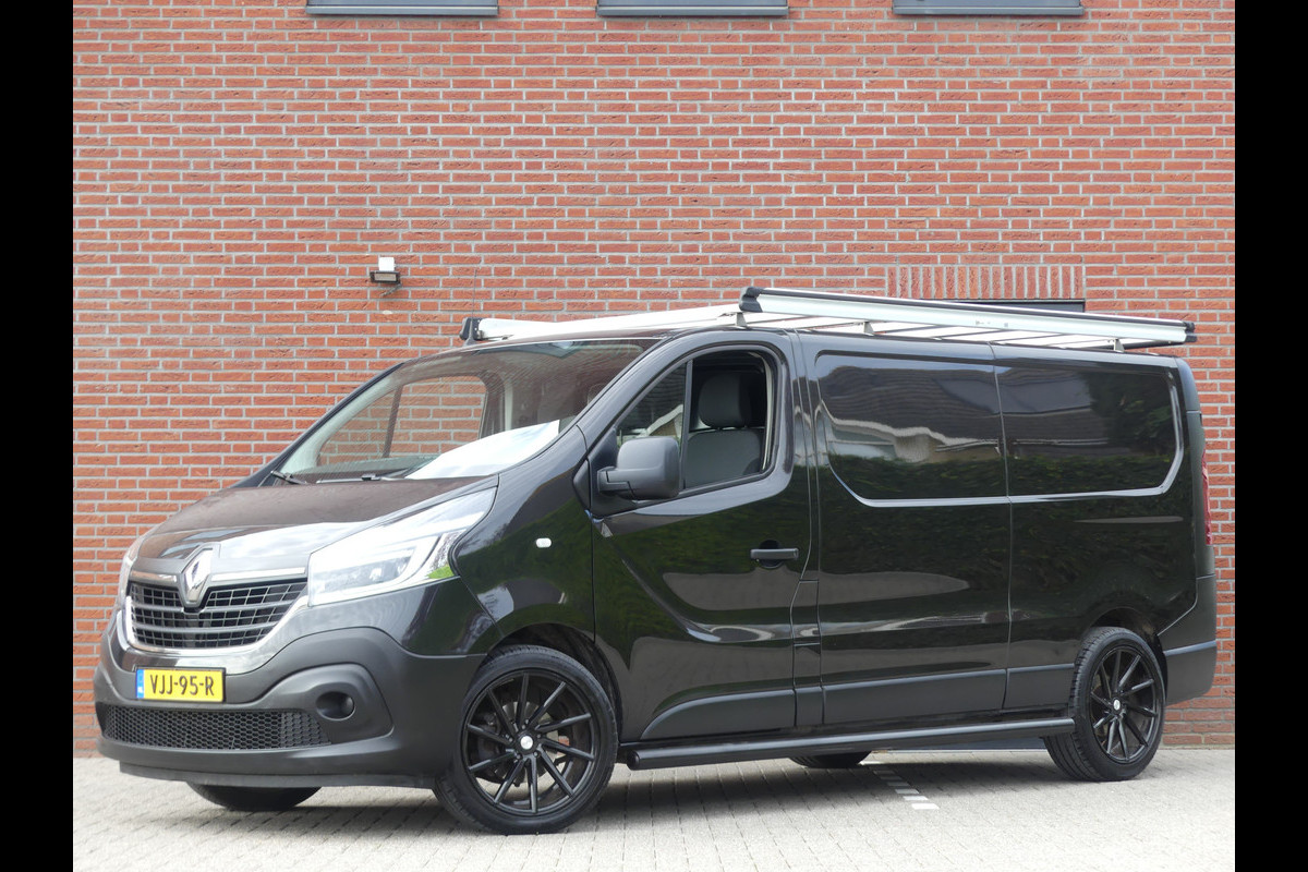Renault Trafic 2.0 dCi 145 T29 L2 Navigatie/Trekhaak/PDC/Camera