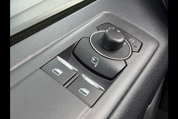 Ford Transit Custom 320 2.0 TDCI L2H1 NEXT LEVEL 170 PK AUT