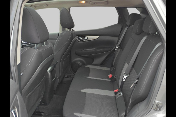 Nissan QASHQAI 1.2 N-Connecta | Navigatiesysteem | Trekhaak! | Panoramadak