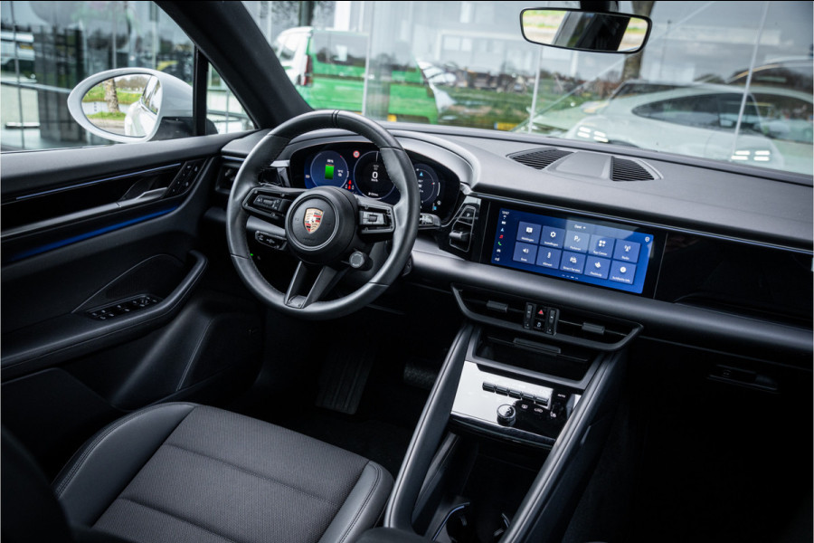 Porsche Macan 100 kWh ** Panodak ** 22inch ** BOSE ** Rijbereik 588km (WLTP) NL-auto ** NAP!!