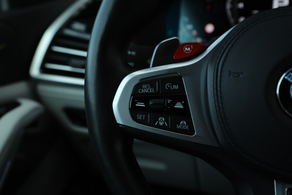BMW X5 M Competition | 625PK | Head-up | Massage | Carbon | Bowers&Wilkins | Schaalstoelen | Keyless-go | Entertainment achterin | Sfee