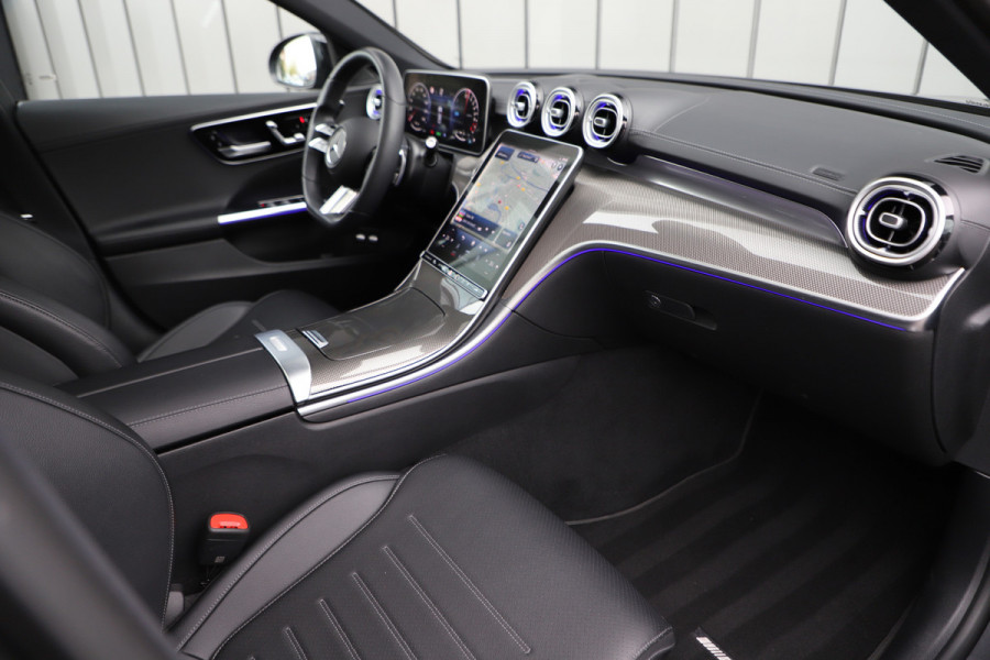 Mercedes-Benz C-Klasse 300e AMG | 313PK | Head-up | Keyless-go | Pano | Digital-light | Sfeerverlichting | Standkachel | Leder | 2022.