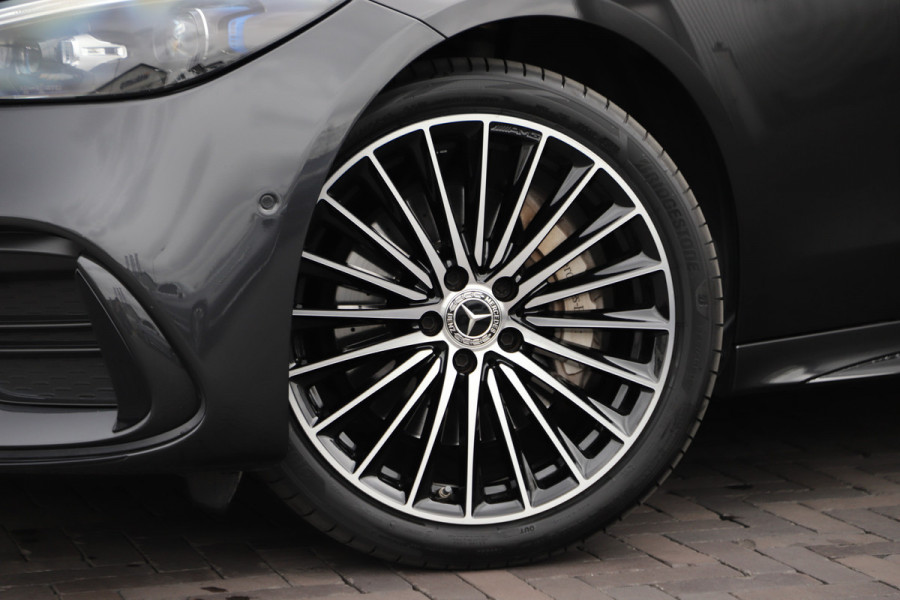 Mercedes-Benz C-Klasse 300e AMG | 313PK | Head-up | Keyless-go | Pano | Digital-light | Sfeerverlichting | Standkachel | Leder | 2022.