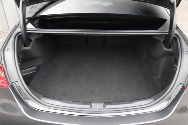 Mercedes-Benz C-Klasse 300e AMG | 313PK | Head-up | Keyless-go | Pano | Digital-light | Sfeerverlichting | Standkachel | Leder | 2022.