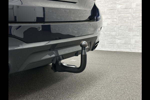 BMW 5 Serie Touring 530e M-Sport | Panorama | 360 Camera | ACC | Harman-Kardon | Trekhaak | Keyless-Entry | Leder | Rij-Assist Pro | 19'' | Sfeerverlichting | Carplay | LED | Zonwering | Standkachel | Draadloos Laden | Dealer onderhouden |