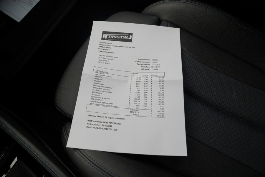 BMW X2 XDrive20i High Executive | Stoelverwarming | Panorama | Head Up Display | M Sport onderstel | M Sport pakket