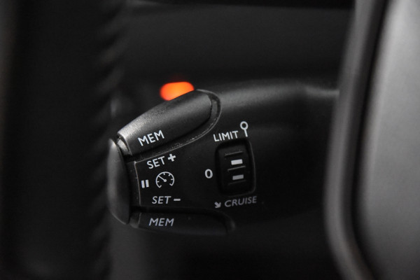 Peugeot 208 Active *1ste eigenaar*Navigatie*Camera*Cruise Control*