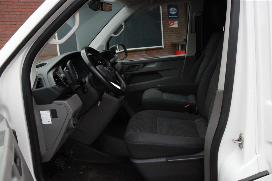 Volkswagen Transporter 2.0 TDI 150PK L1H1 Comfortline / App connect / Multi stuur / Trekhaak