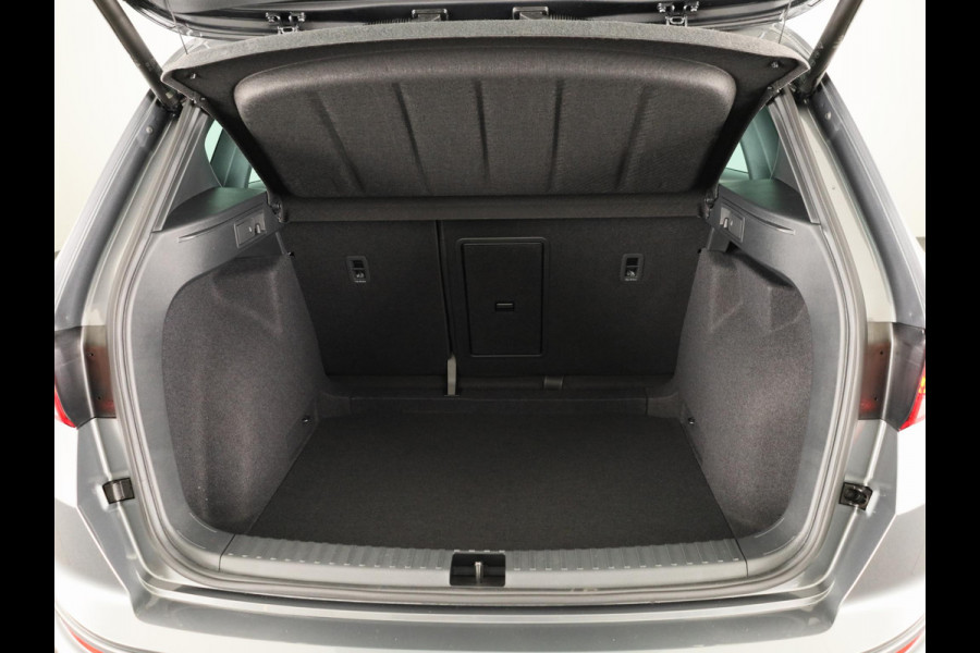 Seat Ateca 1.5 TSI FR Business Intense | SEAT Audio System | Velgen 'Exclusive Glossy Black', 19 inch | Kuipstoelen, Dinamica Aurora Blue (suede look) | Verwambare voorstoelen + Stuurwiel | Reservewiel 18" staal
