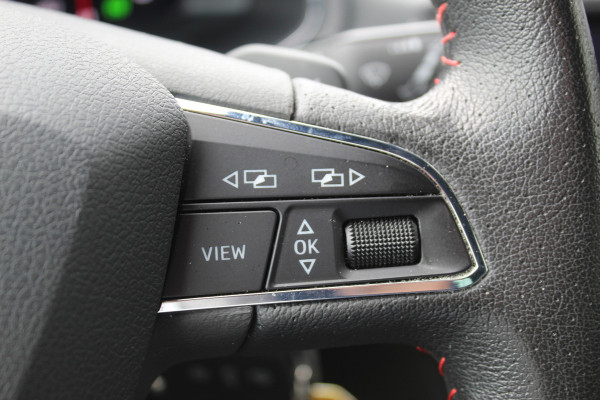 Seat Arona 1.0 TSI FR Limited Edition , Slechts 47107km Climate control , Camera , Trekhaak , Cruise control Dealeronderhouden , parkeersensoren V+A