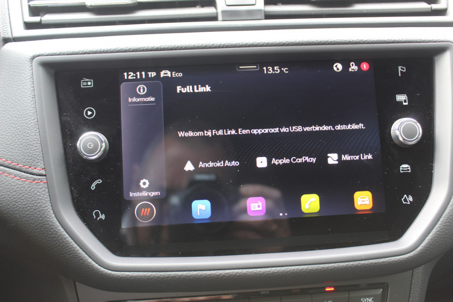Seat Arona 1.0 TSI FR Limited Edition , Slechts 47107km Climate control , Camera , Trekhaak , Cruise control Dealeronderhouden , parkeersensoren V+A