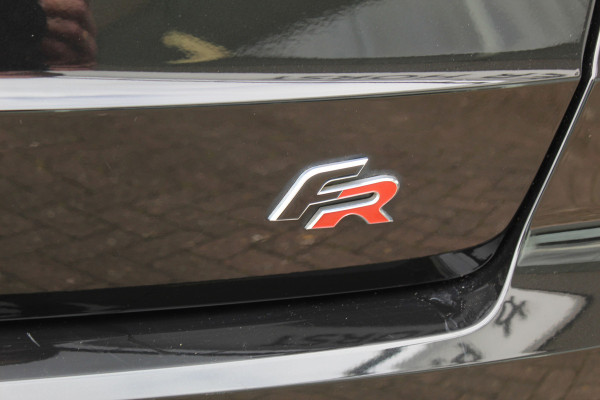 Seat Arona 1.0 TSI FR Limited Edition , Slechts 47107km Climate control , Camera , Trekhaak , Cruise control Dealeronderhouden , parkeersensoren V+A