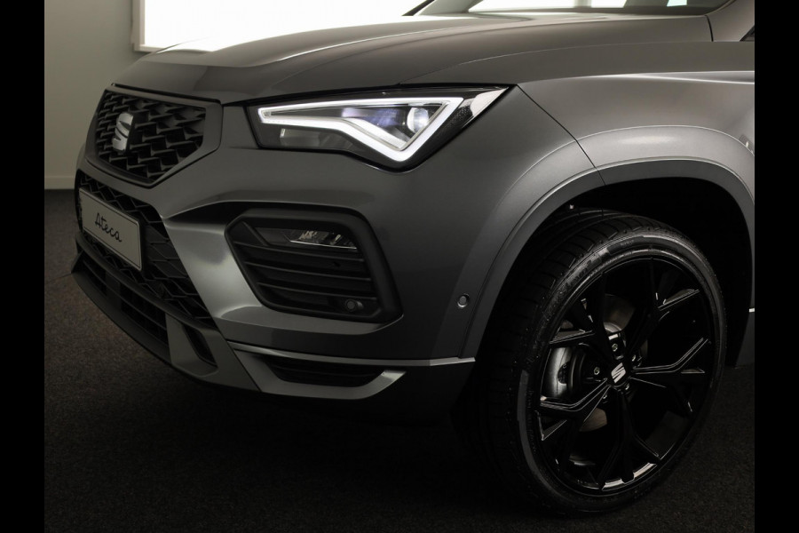 Seat Ateca 1.5 TSI FR Business Intense | Velgen 'Exclusive Glossy Black', 19 inch | Kuipstoelen, Dinamica Aurora Blue (suede look) | Verwambare voorstoelen + Stuurwiel | Draadloze Carplay