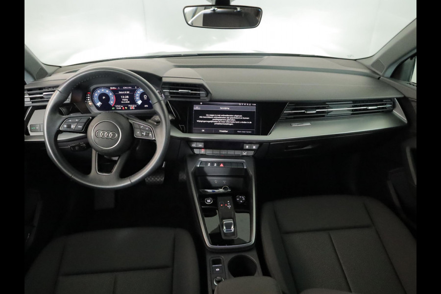 Audi A3 Sportback 30 TFSI Pro Line 110 pk S-tronic | Verlengde garantie | Navigatie via App | Parkeersensoren achter | Cruise control |