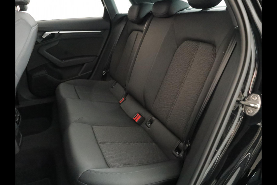 Audi A3 Sportback 30 TFSI Pro Line 110 pk S-tronic | Verlengde garantie | Navigatie via App | Parkeersensoren achter | Cruise control |