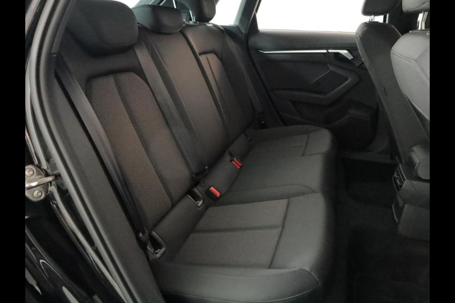 Audi A3 Sportback 30 TFSI Pro Line 110 pk S-tronic | Verlengde garantie | Navigatie via App | Parkeersensoren achter | Cruise control |