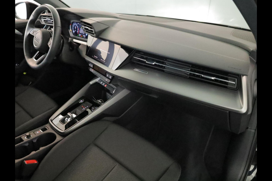 Audi A3 Sportback 30 TFSI Pro Line 110 pk S-tronic | Verlengde garantie | Navigatie via App | Parkeersensoren achter | Cruise control |