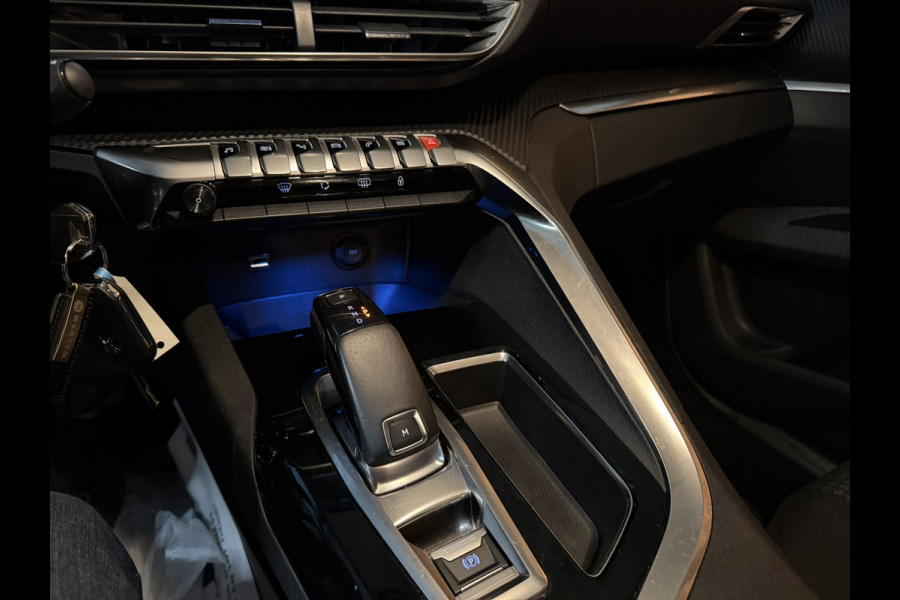Peugeot 5008 1.2 PureTech Allure 7P. Garantie Carplay Cruise Navi Clima Led Lane PDC Rijklaar